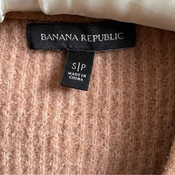 Banana Republic Wool Cardigan EUC, Camel (S) - Picture 5 of 5